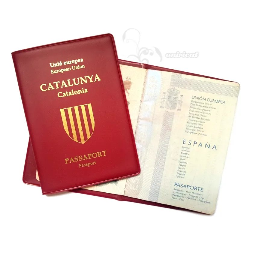 Couverture du passeport catalan ouverte