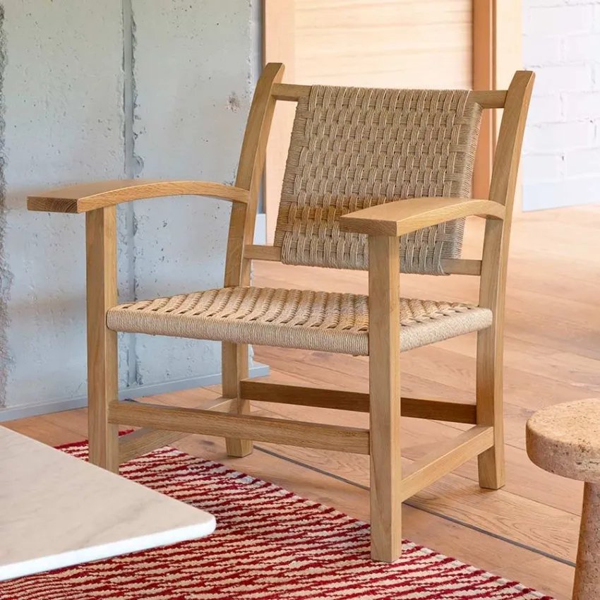 Tombal by Miguel Milá