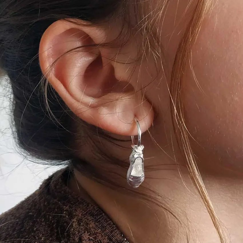 Lespardenyeta Classic Pendant