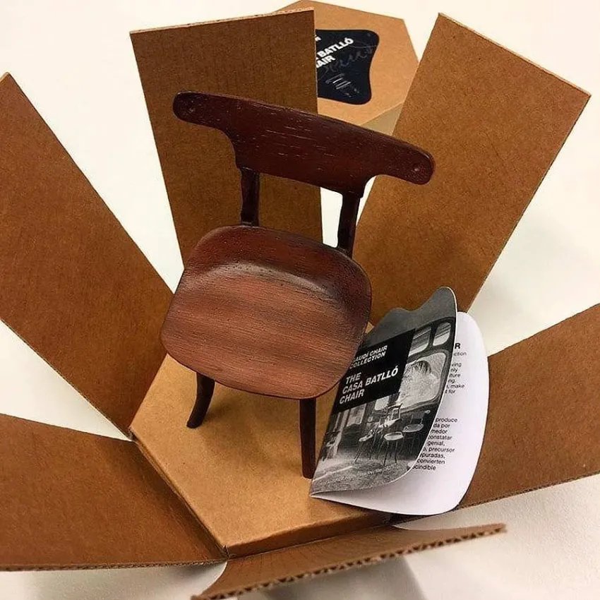 Confident chair Antoni Gaudí