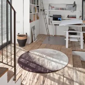 Le tapis Luna est polyvalent et parfait pour différents espaces.