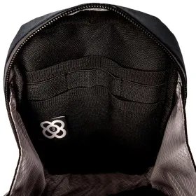 Reporter Mini Messenger Bag, the perfect companion for your urban adventures.