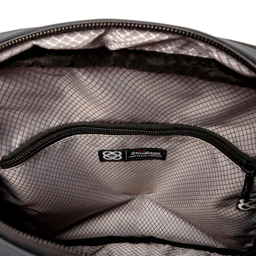 The Reporter BIG Shoulder Bag is the ideal companion for your daily adventures and trips around the world.