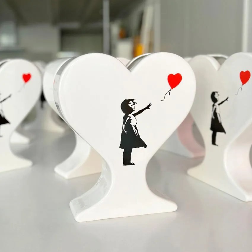 Cor Banksy vase