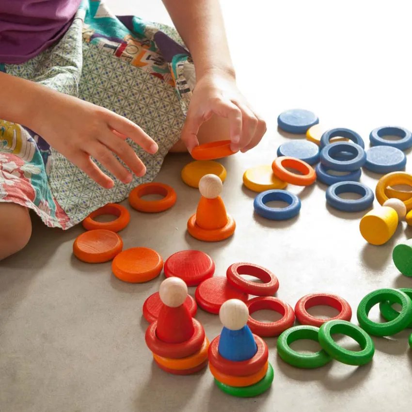 Grapat Nins, rings, and coins set invites endless exploration and boundless imagination.