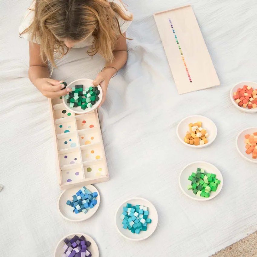 Mis and Match de Grapat: Explora, crea i aprèn amb cubos de colores