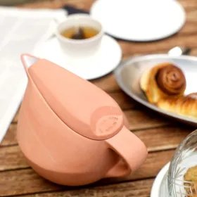 Rita Teforas teapot - Quim Larrea