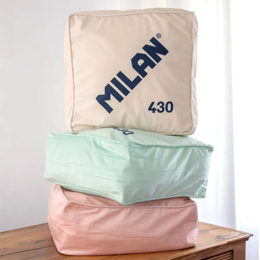 MILAN 430 Cushion. A retro, nostalgic design cushion