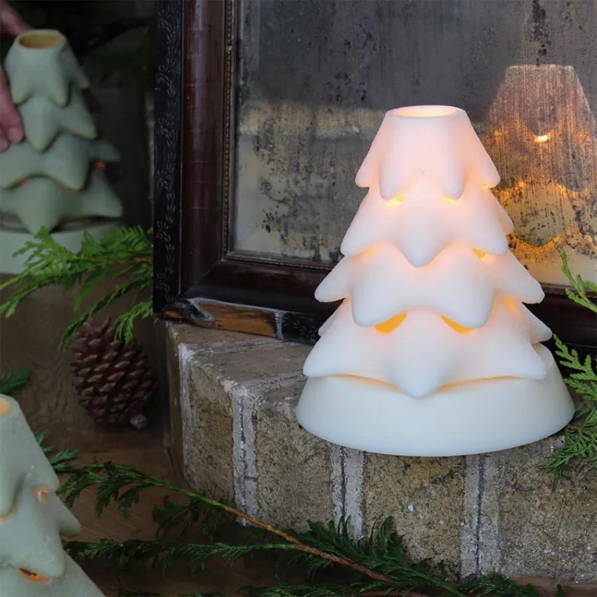 Le Sapin de Noël réimaginé en Bougie