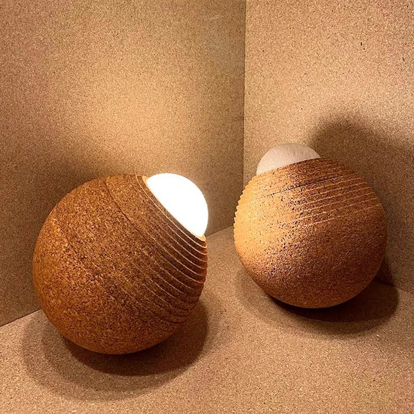 Terra, la llum de taula que fusiona la màgia de la natura amb la innovació tecnològica.