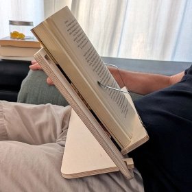 Suport de fusta per a llibres EL LECTOR