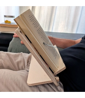Stand for books EL LECTOR