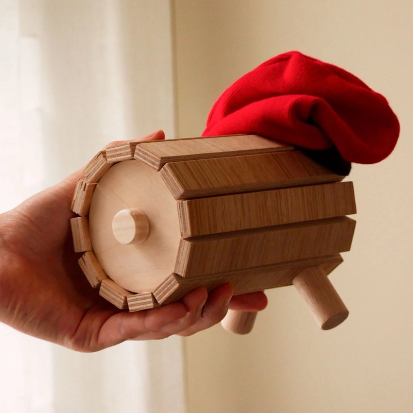 Debosc Wooden Christmas Tió – Available in 2 Sizes