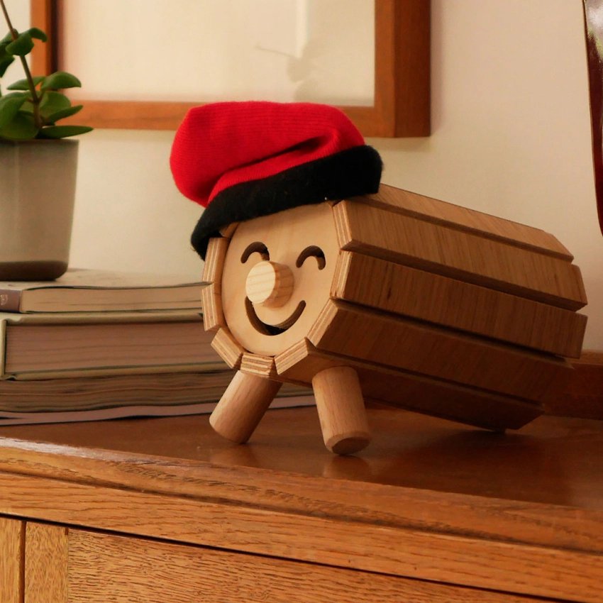 Debosc Wooden Christmas Tió – Available in 2 Sizes