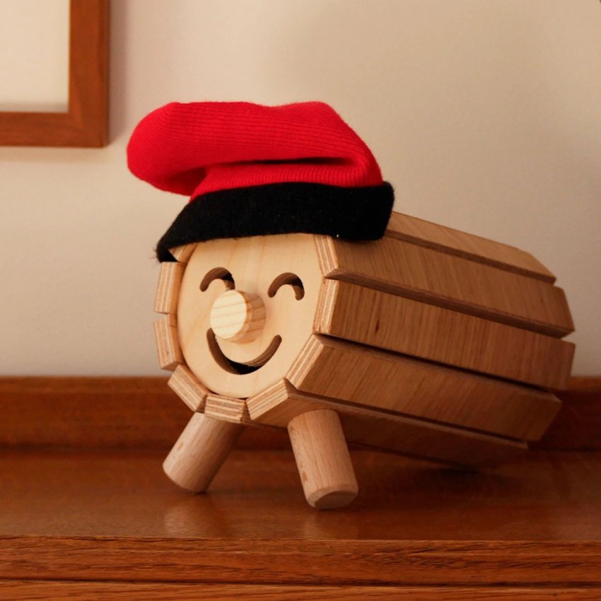 Debosc Wooden Christmas Tió – Available in 2 Sizes