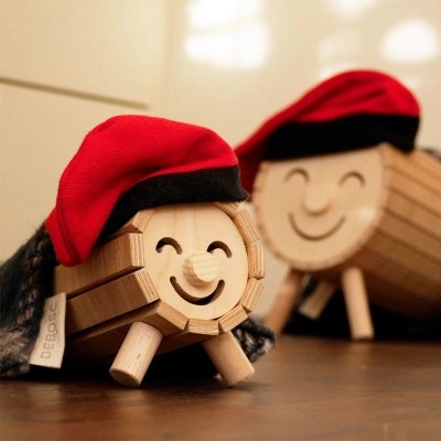 Tió de fusta petit i gran