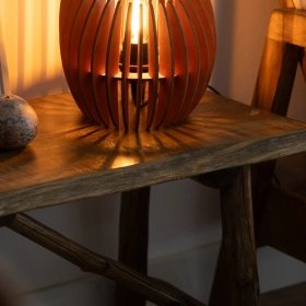 Nazaré curved wood lamp – handcrafted in Barcelona