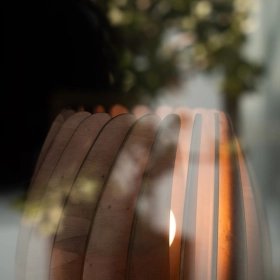 Lampe Ovale en Bois – Artisanat de Barcelone