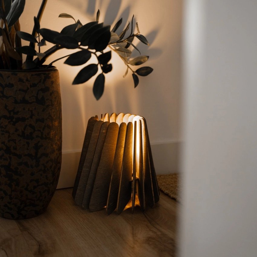 Truncated Wooden Lamp – Handcrafted in Barcelona