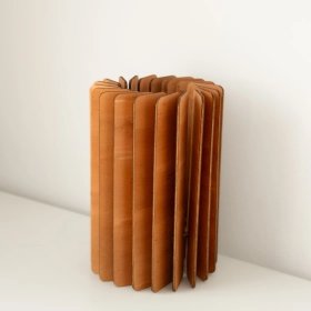 Senzilla Wooden Lamp – Handcrafted in Barcelona