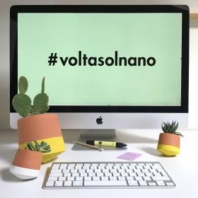 Tiesto Voltasol Nano y mediano ordenador