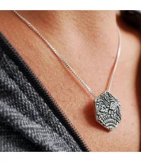 Gaudí panot pendant 1 piece model